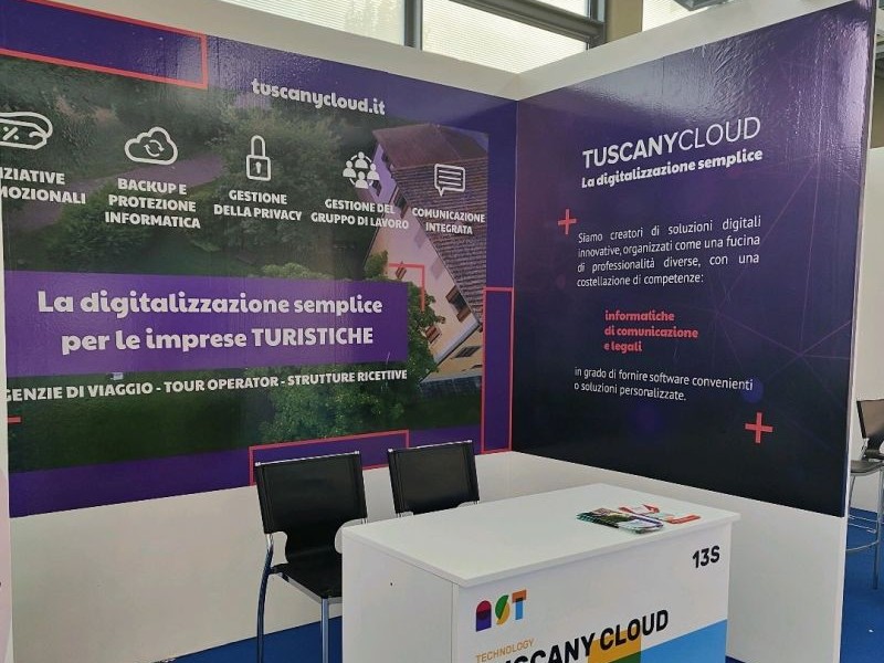 Stand Tuscany Cloud a una fiera del turismo